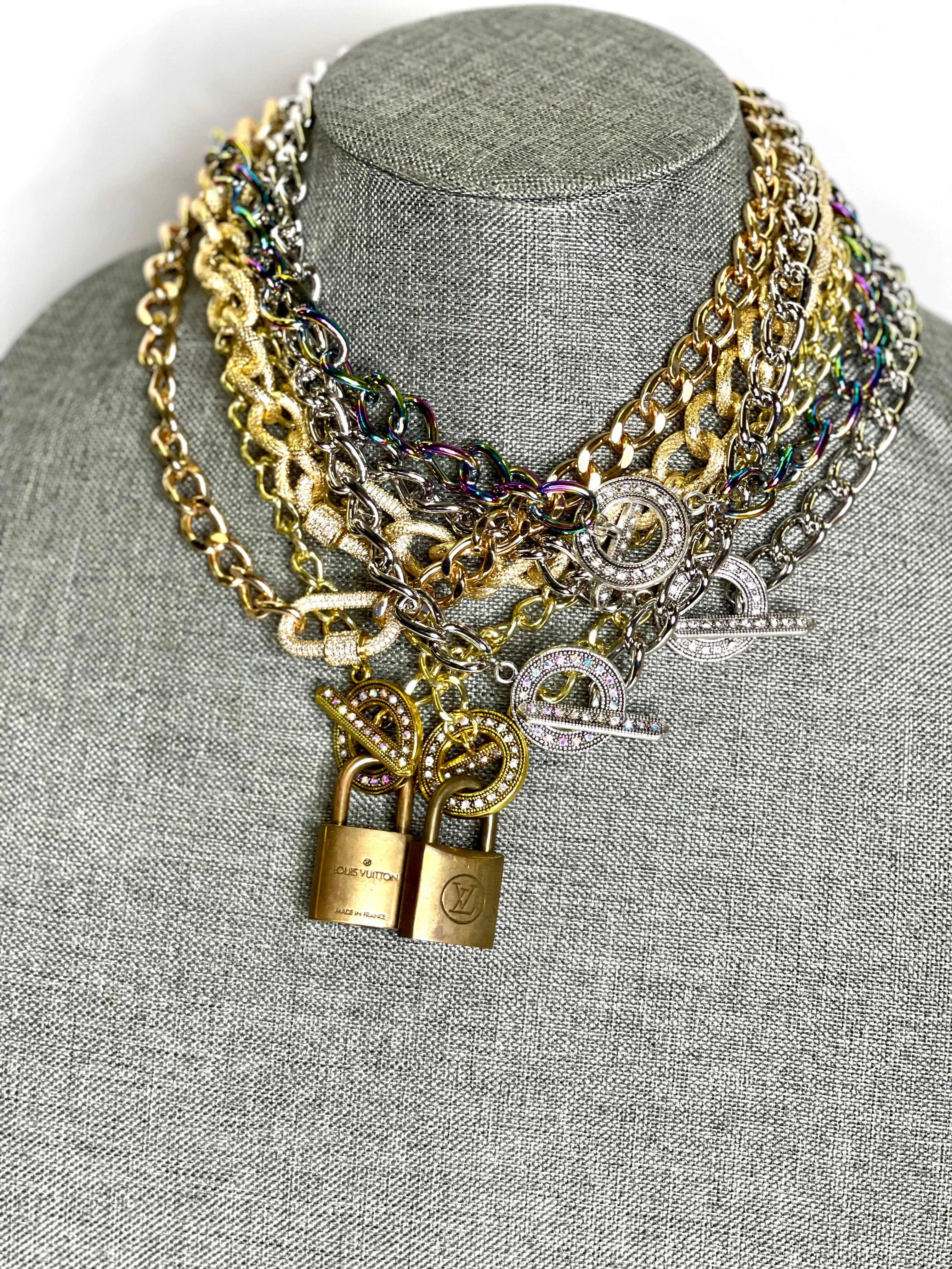 Lock & Chain necklace gold